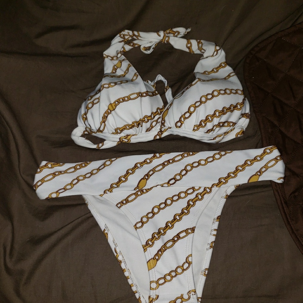 MIROA Bikini bathingsuit Top Size L Body Size XL